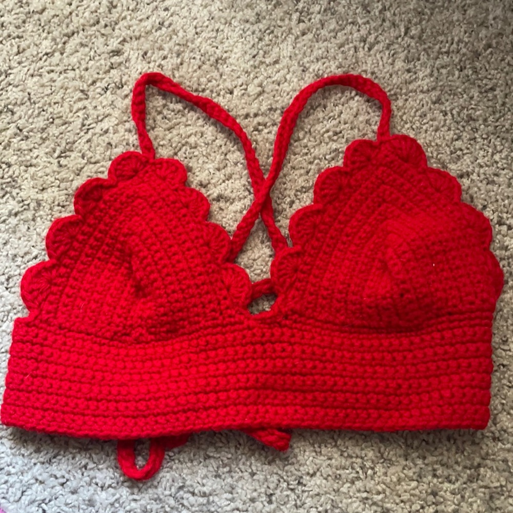 Red, crochet halter top - pls see measurements!